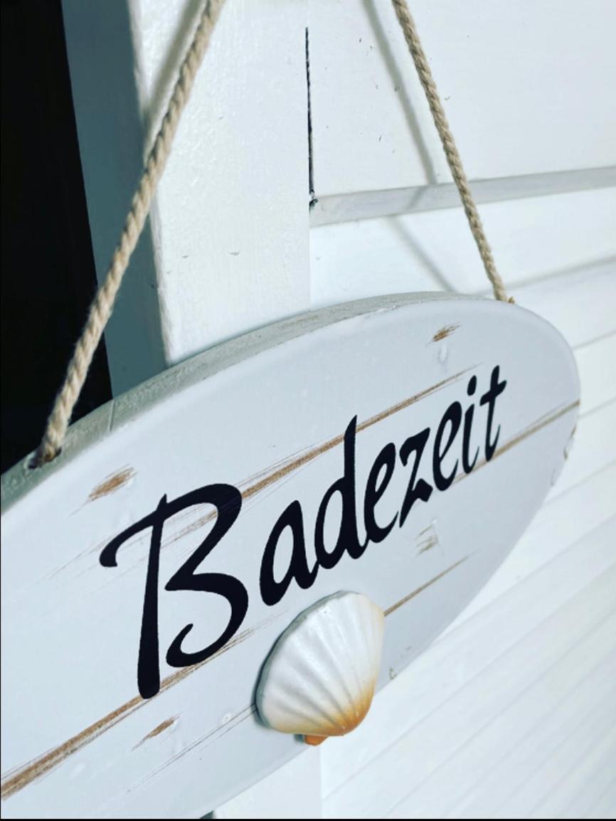 Luft Und Meer 4**** Ferienwohnung Hage Bagian luar foto